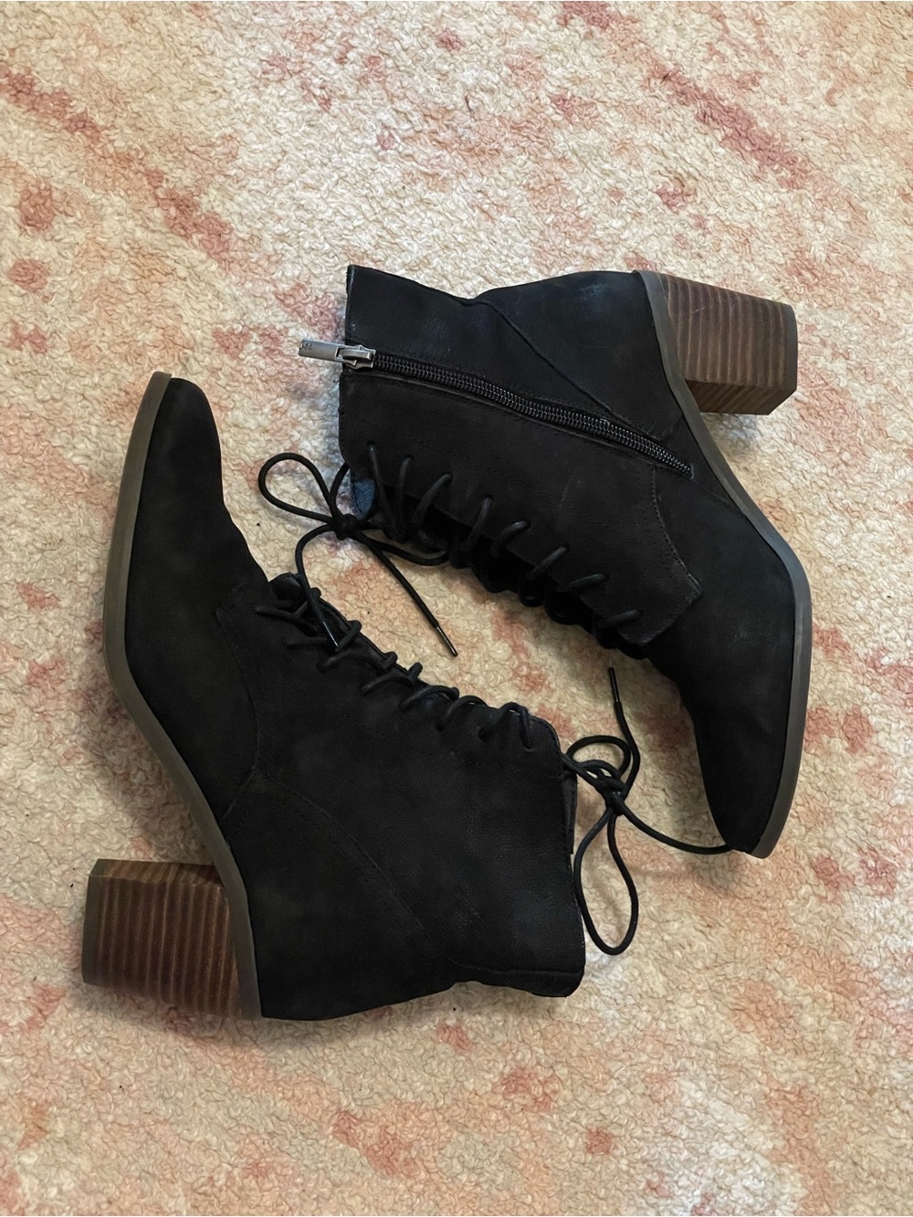 Lucky Brand suede lace booties block heel 8.5